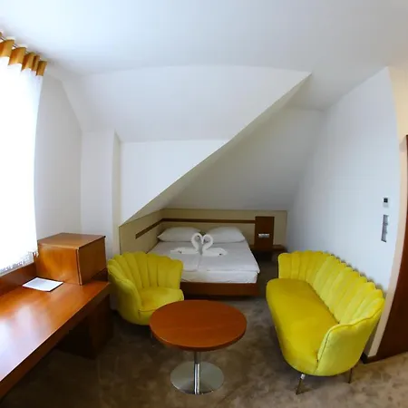 Hotel Dom Przyjec ewa *